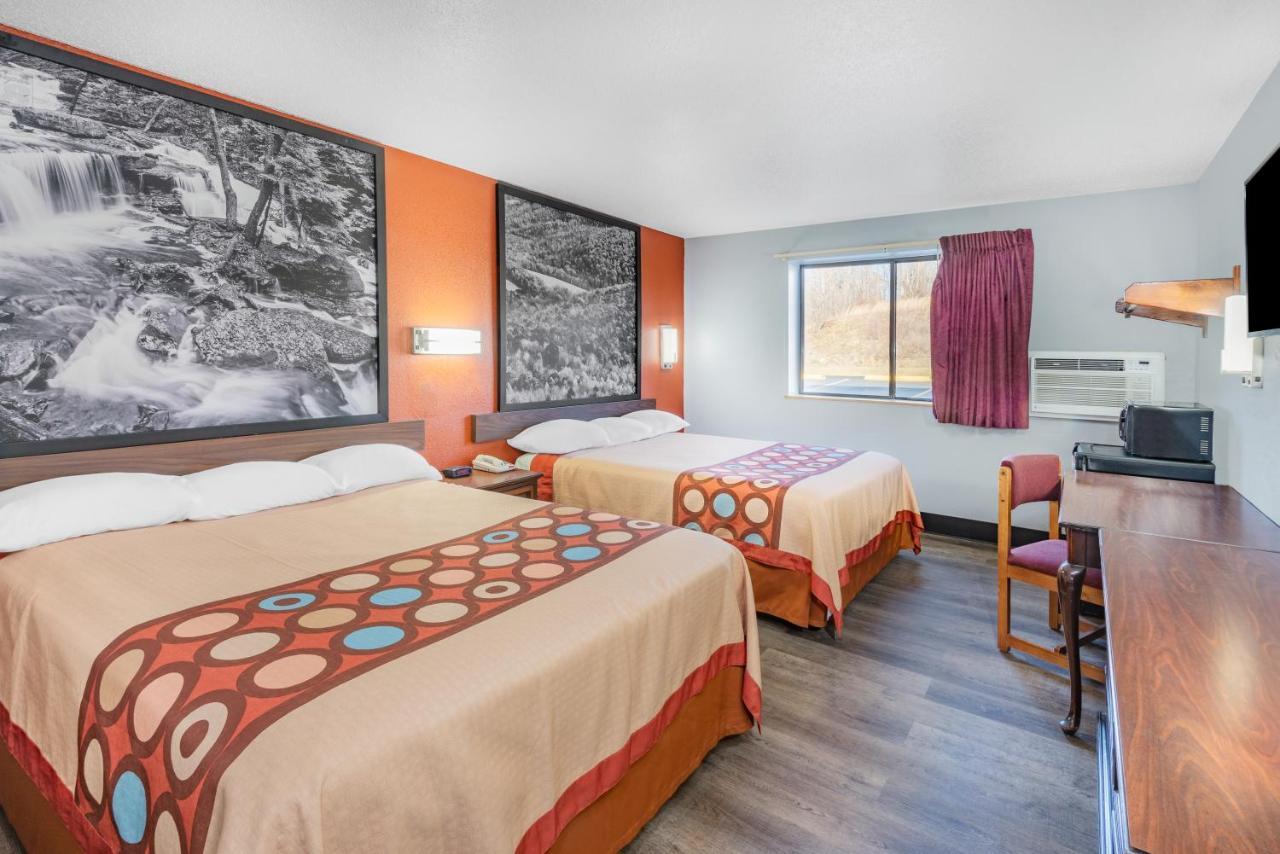 فندق Super 8 By Wyndham Waynesburg المظهر الخارجي الصورة